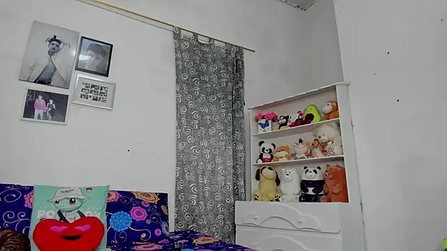 Snapshot of megan_100 chatting on 02.16.26 megan 100 online show from 02.16.26