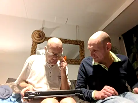 Snapshot of Maikel1981-NL chatting on 03.20.25 Maikel1981-NL online show from 03.20.25