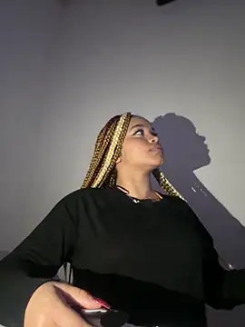 Lucy wilson5 online show from 11.28.25