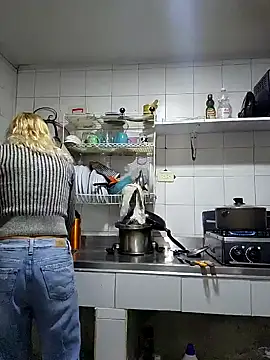 911Calling online show from 12.17.24