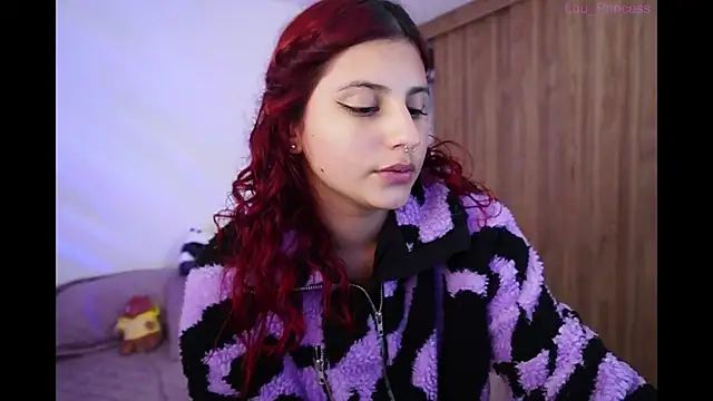 Snapshot of Luu_Princess chatting on 12.22.24 Luu Princess online show from 12.22.24