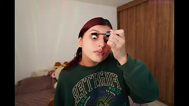 Snapshot of Luu_Princess chatting on 12.23.24 Luu Princess online show from 12.23.24