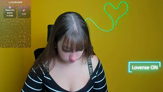 Evelina GG online show from 10.18.25