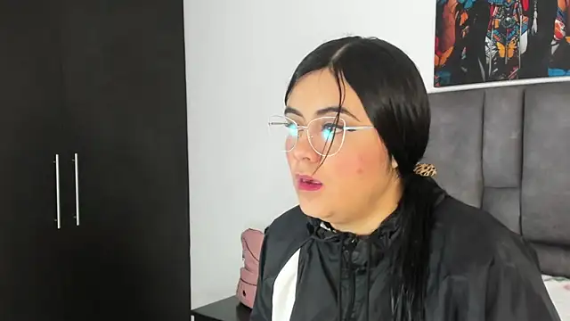 Snapshot of Dulce_amg chatting on 02.02.25 Dulce amg online show from 02.02.25