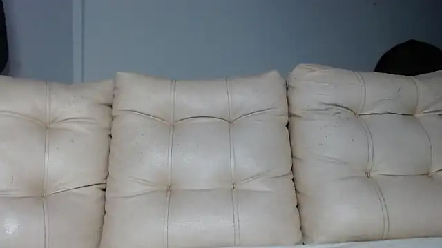 Snapshot of alexandra_lorens chatting on 10.29.25 alexandra lorens online show from 10.29.25