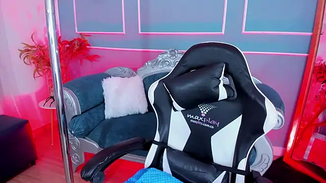 Red star8 online show from 02.28.26