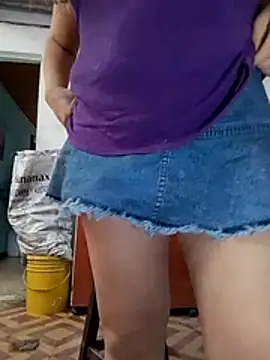 DirtyStefaniax online show from 10.14.25