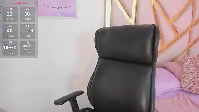 LanaJones  online show from 04.21.26