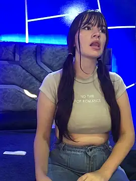 Snapshot of angel_natural chatting on 01.25.25 angel natural online show from 01.25.25