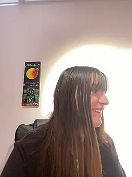 Snapshot of angel_natural chatting on 09.13.25 angel natural online show from 09.13.25
