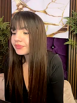 Snapshot of angel_natural chatting on 09.29.25 angel natural online show from 09.29.25