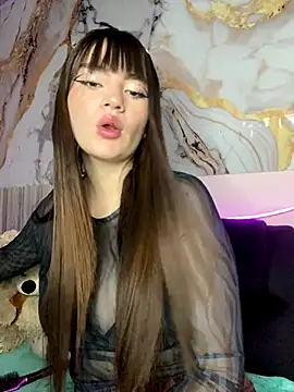 Snapshot of angel_natural chatting on 12.05.25 angel natural online show from 12.05.25