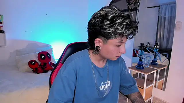 ZuryRamirez  online show from 05.28.26