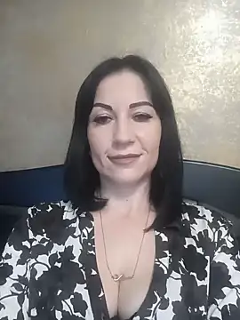 FireLily332 online show from 01.17.25
