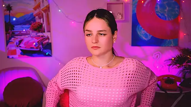 DeboraLarson online show from 01.05.25