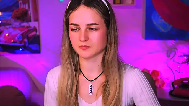 DeboraLarson online show from 01.10.25