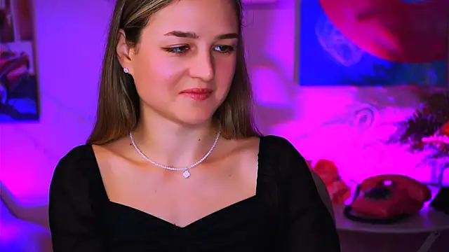 DeboraLarson online show from 01.13.25