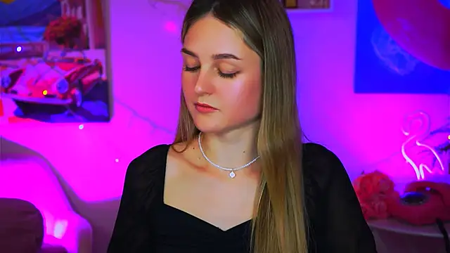 DeboraLarson online show from 01.22.25