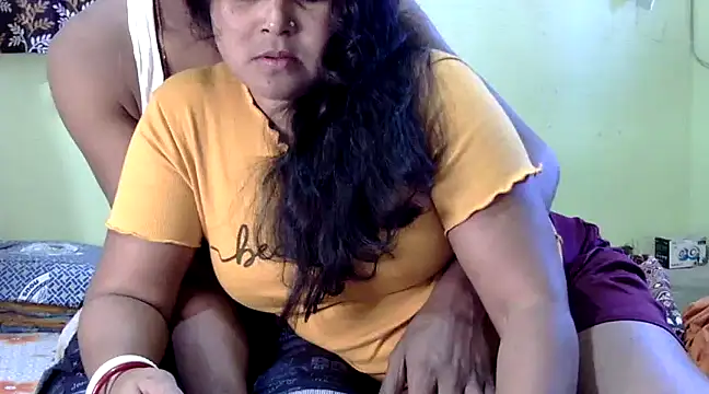 Couple For You18 online show from 12.22.24