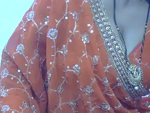 Snapshot of HOT-SEEMAA chatting on 04.29.26 HOT-SEEMAA online show from 04.29.26