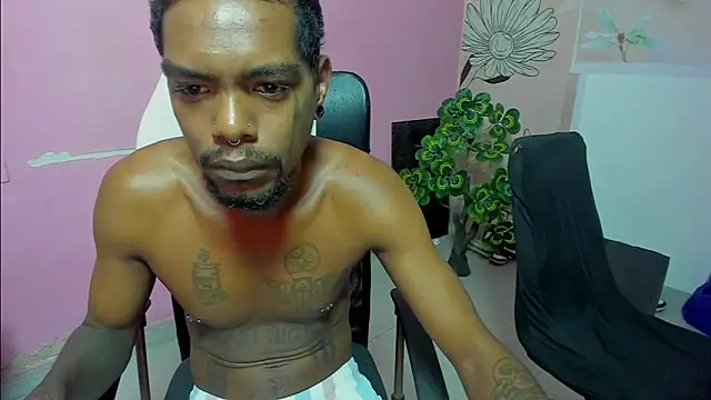 Snapshot of bigblackhotx1 chatting on 02.27.26 bigblackhotx1 online show from 02.27.26