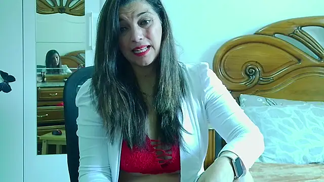 Snapshot of Julie_Boronat26 chatting on 02.27.26 Julie Boronat26 online show from 02.27.26