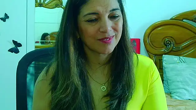 Snapshot of Julie_Boronat26 chatting on 03.02.26 Julie Boronat26 online show from 03.02.26