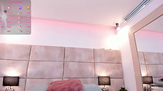 Eevee Taylor online show from 02.24.26