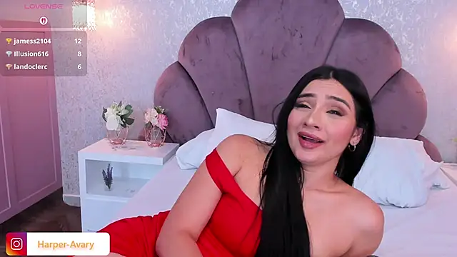 Snapshot of Harper-Avary chatting on 03.20.25 Harper-Avary online show from 03.20.25