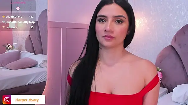 Snapshot of Harper-Avary chatting on 03.20.25 Harper-Avary online show from 03.20.25