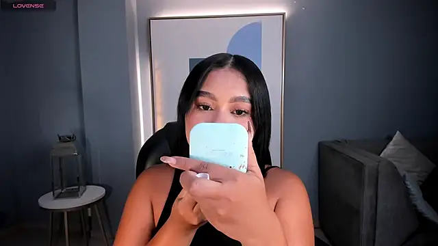 Snapshot of GabriellaLee chatting on 05.28.26 GabriellaLee online show from 05.28.26