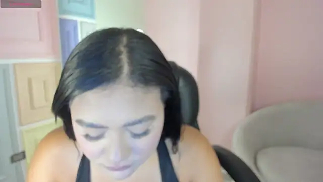 Snapshot of GabriellaLee chatting on 06.10.26 GabriellaLee online show from 06.10.26
