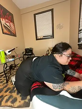 tillymarie34 online show from 06.17.26