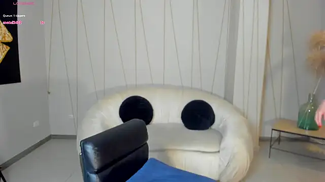 StacyWoods online show from 03.06.25