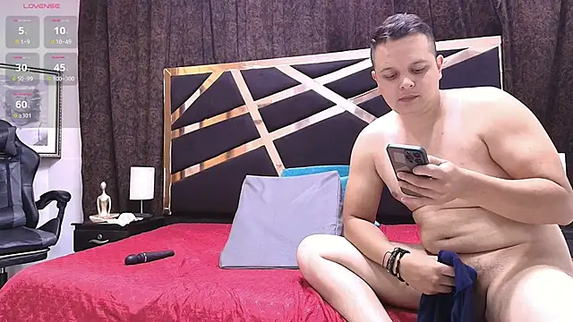 Snapshot of tiffanyandClark chatting on 02.10.26 tiffanyandClark online show from 02.10.26