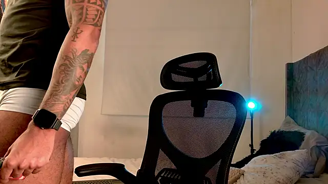 LiamGarcia1 online show from 06.17.26