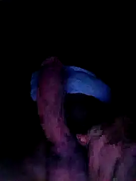 Snapshot of kgmc2 chatting on 12.19.24 kgmc2 online show from 12.19.24