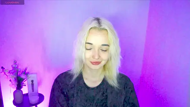 Ashley S online show from 08.04.26