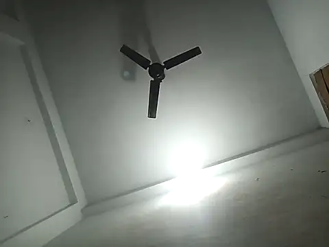 Snapshot of pintuS40 chatting on 01.02.25 pintuS40 online show from 01.02.25