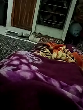 Snapshot of pintuS40 chatting on 02.19.25 pintuS40 online show from 02.19.25