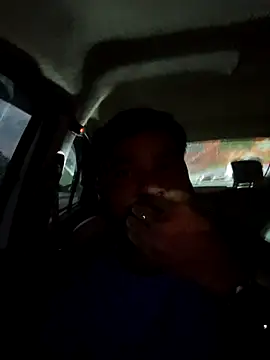 Snapshot of pintuS40 chatting on 10.13.25 pintuS40 online show from 10.13.25