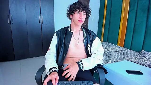 Kerverr  online show from 09.09.25