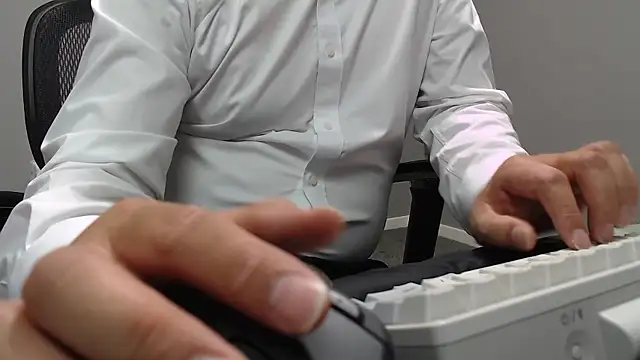 nimirole online show from 10.29.25