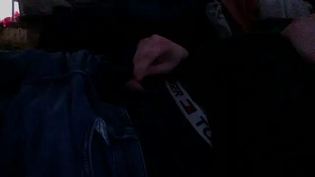 Snapshot of dirtything4u chatting on 02.25.25 dirtything4u online show from 02.25.25