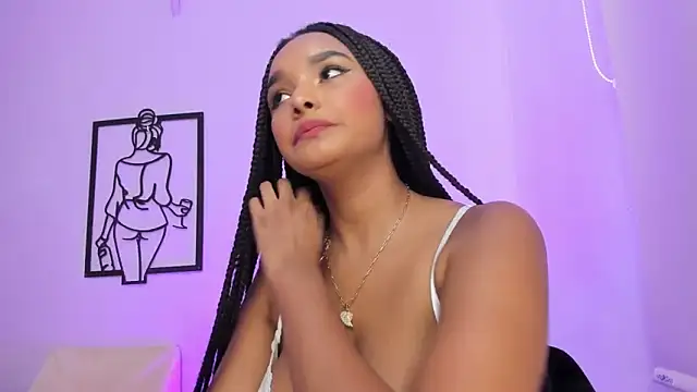 Snapshot of Allison-Bell1 chatting on 10.24.25 Allison-Bell1 online show from 10.24.25