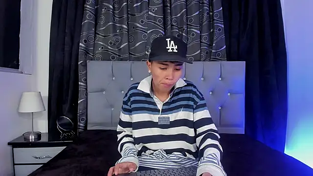 nova sex01 online show from 03.15.25