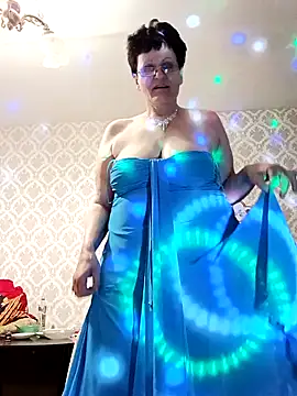 PaulaGolden online show from 01.01.25