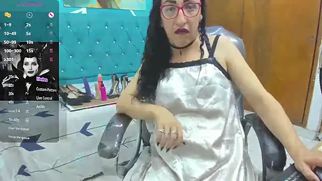 sabrina dupont online show from 10.25.25