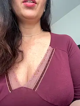 Snapshot of Serena_4you chatting on 11.01.25 Serena 4you online show from 11.01.25