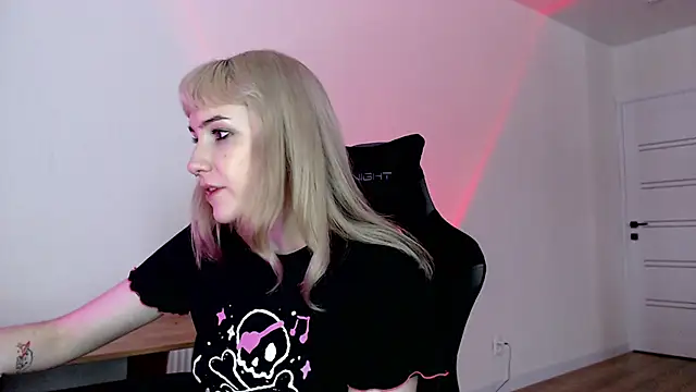 Princess Shy    online show from 03.03.25